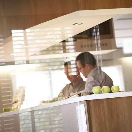 Hotel Campanile Bethune 3*