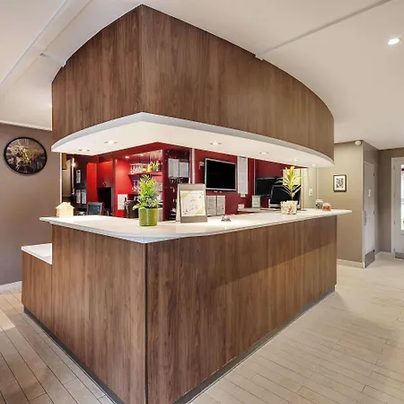 Campanile Bethune Hotel