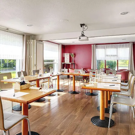Campanile Bethune 3*