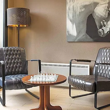 Hotel Campanile Bethune 3*